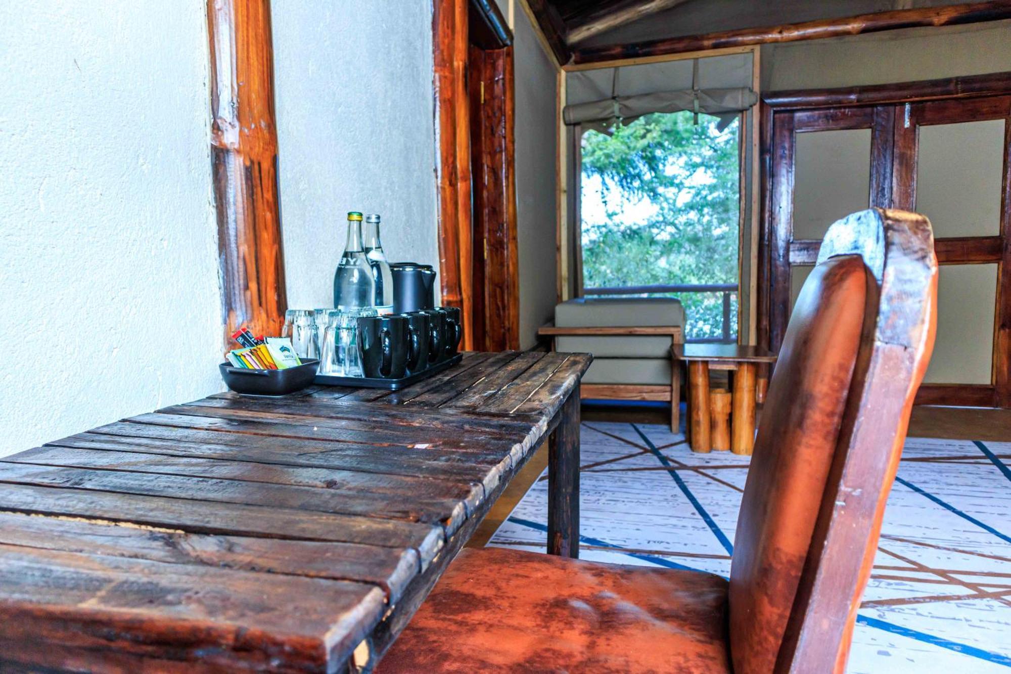 Samburu Elephant Lodge Isiolo Esterno foto