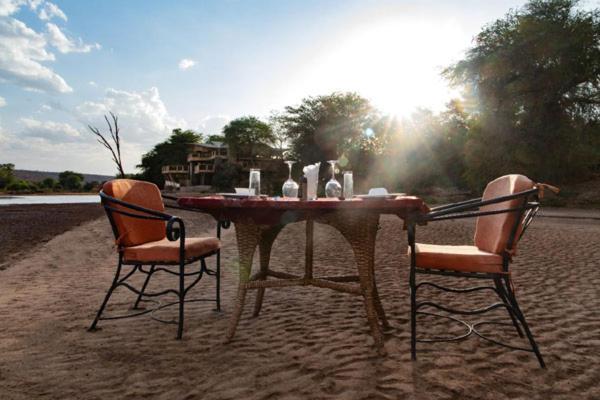 Samburu Elephant Lodge Isiolo Esterno foto