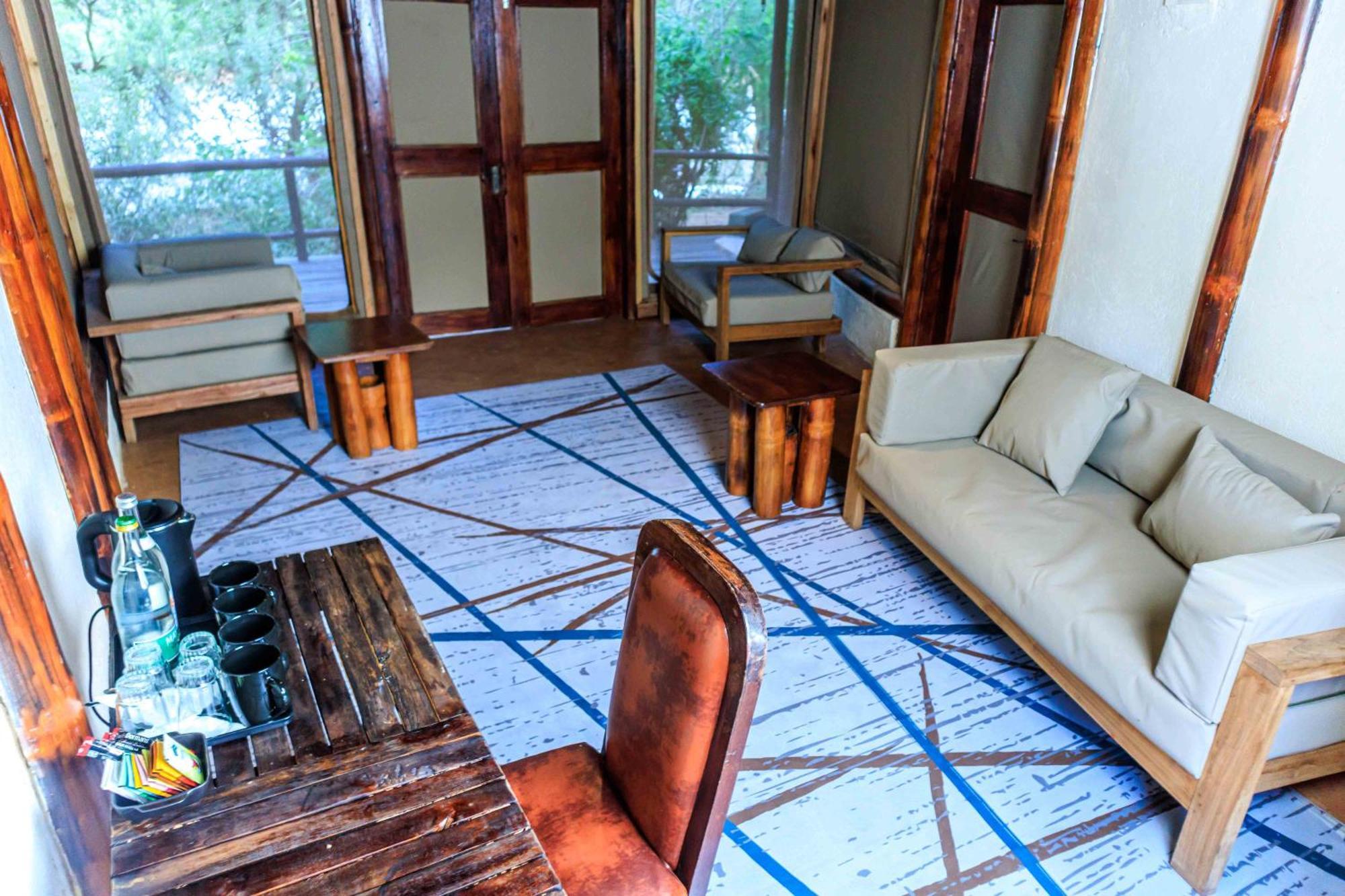 Samburu Elephant Lodge Isiolo Esterno foto